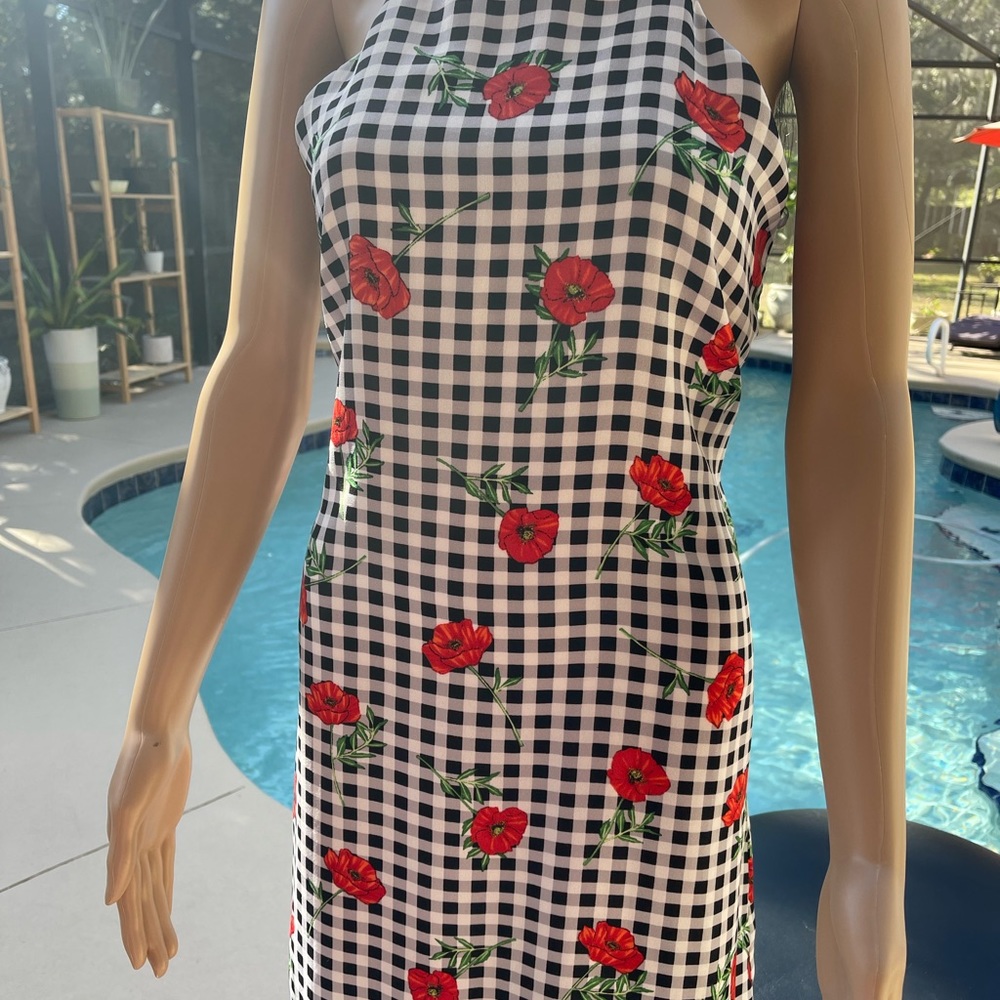 Beautiful flowers design mini dress
